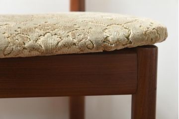 ヴィンテージ家具　北欧ビンテージ　チーク材　優しげでぬくもり溢れる佇まいが魅力のチェア(ダイニングチェア、ワークチェア)(1)