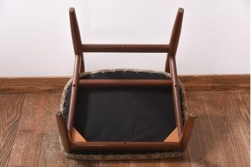 ヴィンテージ家具　北欧ビンテージ　チーク材　優しげでぬくもり溢れる佇まいが魅力のチェア(ダイニングチェア、ワークチェア)(1)