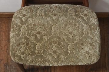 ヴィンテージ家具　北欧ビンテージ　チーク材　優しげでぬくもり溢れる佇まいが魅力のチェア(ダイニングチェア、ワークチェア)(2)