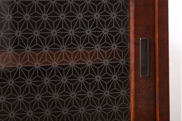 和製アンティーク　ラフジュオリジナルガラス　前面ケヤキ材　和の趣溢れる漆塗りのローボード(収納棚)