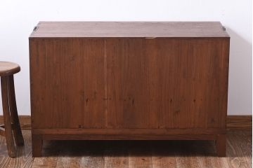 和製アンティーク　ラフジュオリジナルガラス　前面ケヤキ材　和の趣溢れる漆塗りのローボード(収納棚)