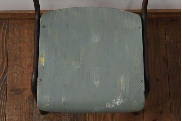 ヴィンテージ家具　ヨーロッパビンテージ　ペイント　シャビーな雰囲気がお洒落なスクールチェア(椅子、鉄脚チェア)