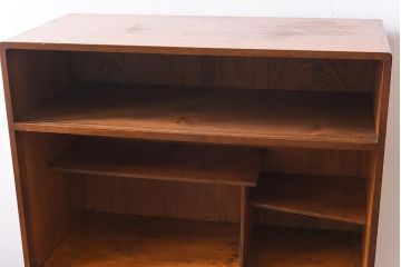 昭和初期　前面ケヤキ材　木の温もり溢れるラフジュオリジナルガラス入り戸棚(収納棚、茶
棚)