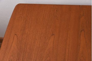 ヴィンテージ家具　北欧ビンテージ　チーク材　温もりと美しい木目が魅力のゲートレッグテーブル(バタフライテーブル、エクステンションテーブル)