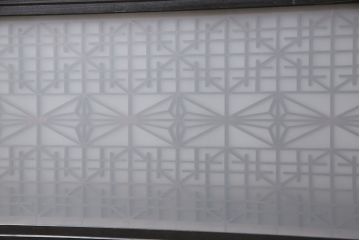 和製アンティーク　両面ガラス　組子の細かな意匠が美しい欄間(はめ殺し戸)(2)
