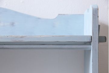ペイント家具　薄型が使い勝手の良いフレンチシャビーな本棚(飾り棚、ウッドシェルフ)