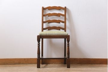 アンティーク家具　イギリスアンティーク　オーク材　背もたれのデザインが特徴的なチェア(ダイニングチェア、ワークチェア、椅子)(3)