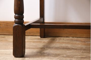 アンティーク家具　イギリスアンティーク　オーク材　背もたれのデザインが特徴的なチェア(ダイニングチェア、ワークチェア、椅子)(3)