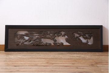 和製アンティーク　桐材　花鳥図　奥行のある構図が見事な透かし彫りの欄間(明かり取り、装飾品)