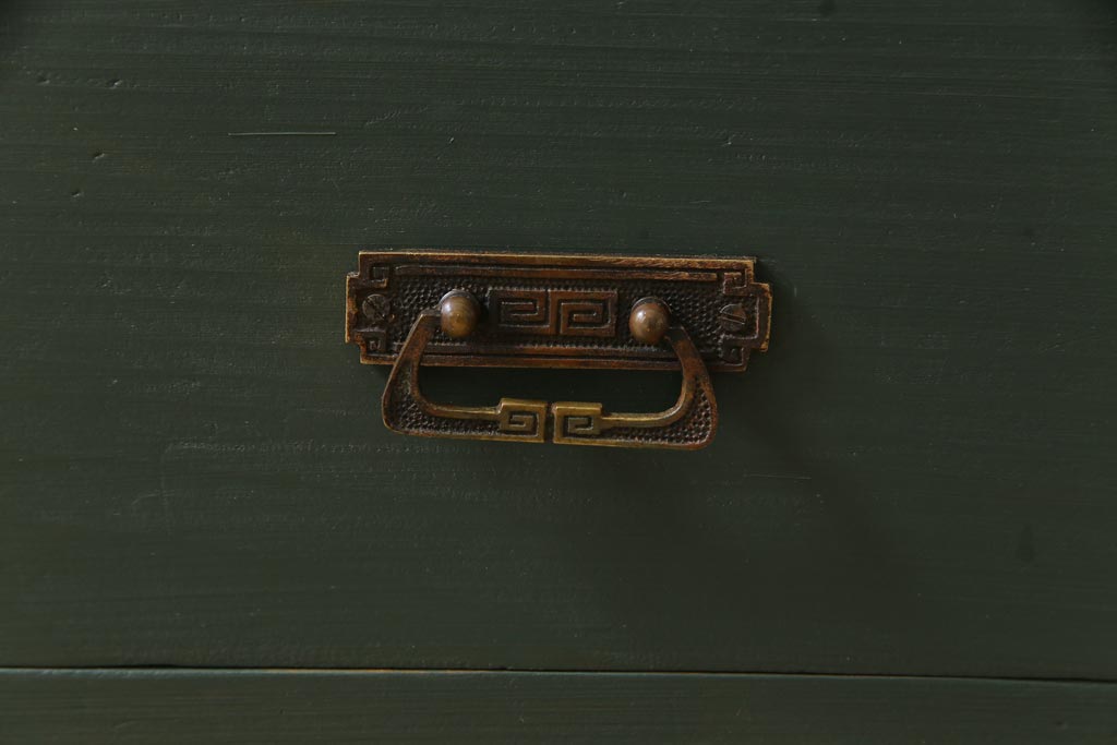 和製アンティーク　ペイント家具　ラフジュオリジナルガラス入り　レトロモダンな雰囲気漂う収納棚(食器棚、戸棚)