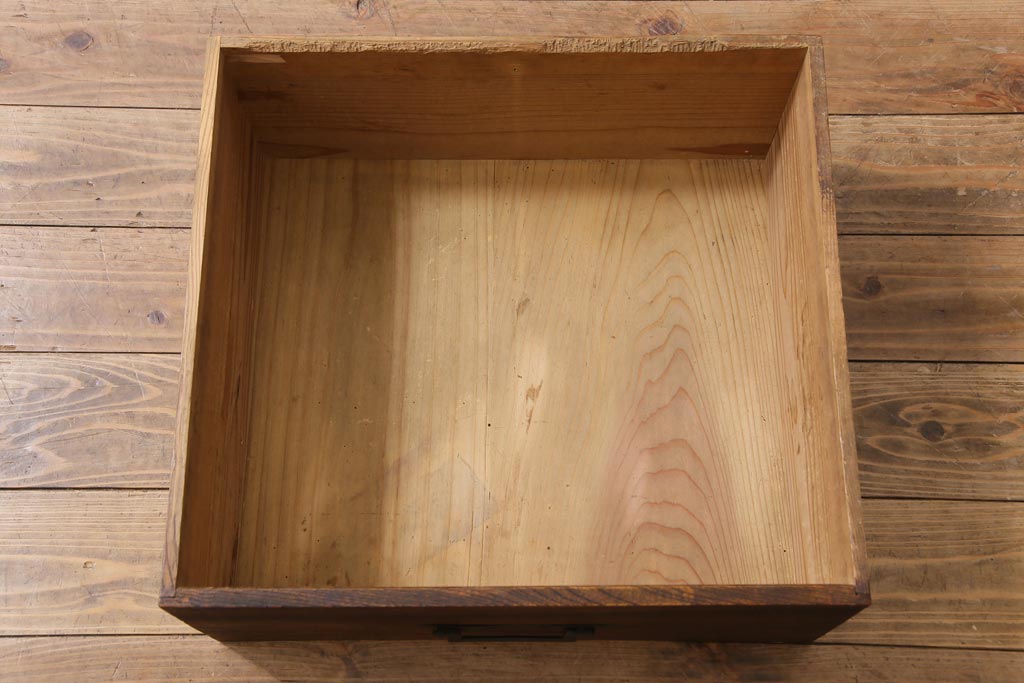 和製アンティーク　リメイク家具　古い箪笥の引き出しを利用したローボード(テレビボード、収納棚)