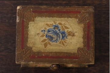 ビンテージ家具　イタリア　ヴィンテージ　フローレンタイン　青い薔薇の絵が目を惹く小さな引き出し(小物入れ、小物収納)