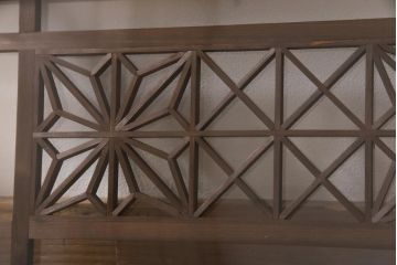 アンティーク雑貨 昭和初期 組子入り 角麻 モダンなガラス欄間(明かり取り、明り取り)(2)