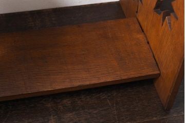 アンティーク雑貨　昭和レトロ　栓材　紅葉の透かし彫りが風情漂う本立て