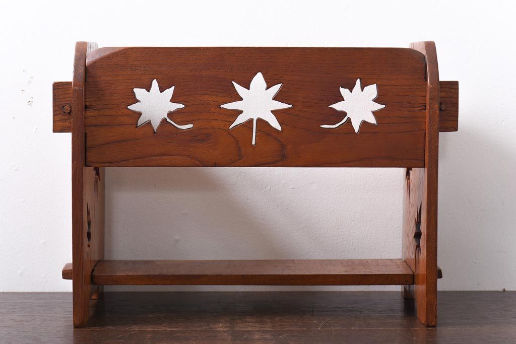 アンティーク雑貨　昭和レトロ　栓材　紅葉の透かし彫りが風情漂う本立て