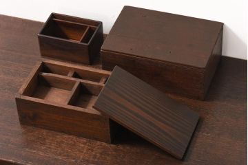 アンティーク雑貨　昭和初期　小物収納に便利な味わいのある木箱3個セット(小箱、印箱)