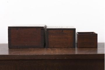 アンティーク雑貨　昭和初期　小物収納に便利な味わいのある木箱3個セット(小箱、印箱)