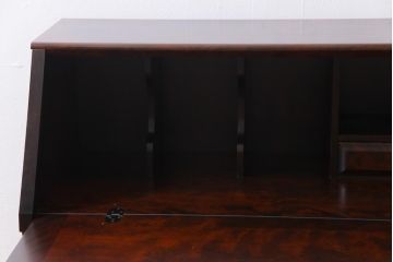 中古美品　北海道民芸家具　上質な作りが魅力のライティングビューロー(机、引き出し)(定価約34万円)