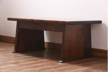 ビンテージ　九州民芸家具　漆塗り　シンプルながらモダンな佇まいが魅力の文机(座机、座卓)