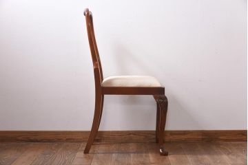 アンティーク家具　フランスアンティーク　ウォールナット材　上品で優雅な佇まいが魅力のダイニングチェア(椅子)