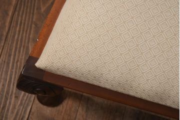 アンティーク家具　フランスアンティーク　ウォールナット材　上品で優雅な佇まいが魅力のダイニングチェア(椅子)(1)