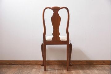 アンティーク家具　フランスアンティーク　ウォールナット材　上品で優雅な佇まいが魅力のダイニングチェア(椅子)(1)