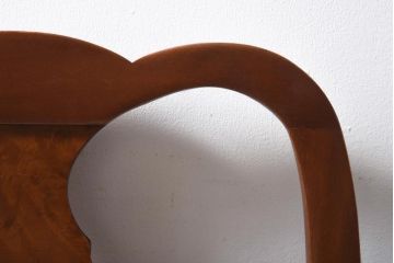 アンティーク家具　フランスアンティーク　ウォールナット材　上品で優雅な佇まいが魅力のダイニングチェア(椅子)(2)