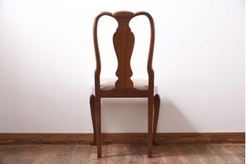 アンティーク家具　フランスアンティーク　ウォールナット材　上品で優雅な佇まいが魅力のダイニングチェア(椅子)(2)