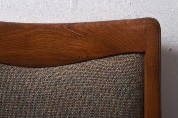 ヴィンテージ家具　北欧ビンテージ　G-PLAN(ジープラン)　しなやかなラインが魅力的なダイニングチェア(ワークチェア、椅子)(1)