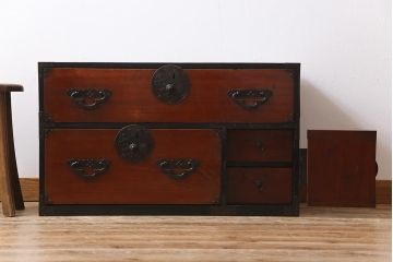 アンティーク家具　和製アンティーク　前面ヒノキ材　渋さを交えたジャンクスタイルにおすすめな会津箪笥(箪笥ローボード、衣装箪笥)