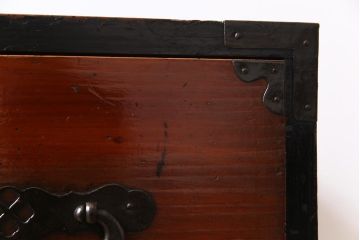 アンティーク家具　和製アンティーク　前面ヒノキ材　渋さを交えたジャンクスタイルにおすすめな会津箪笥(箪笥ローボード、衣装箪笥)