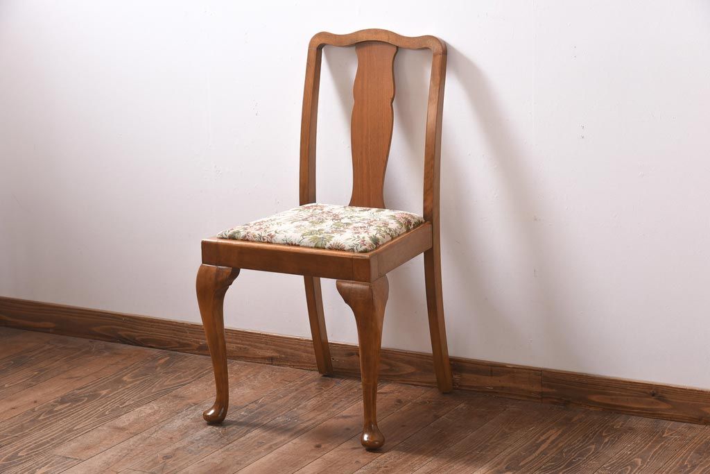 ヴィンテージ家具　フランスビンテージ　ガブリオールレッグ　ゴブラン織り　ビーチ材製ダイニングチェア(椅子)