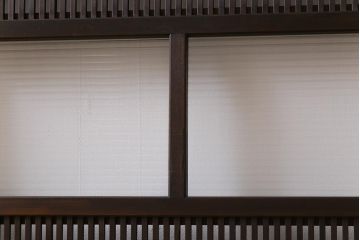 モールガラス　裏障子枠付き　落ち着いた色合いが魅力的な格子戸(ガラス帯戸、引き戸、建具)3枚セット