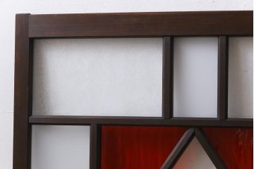 昭和レトロ　色ガラス入り　菱型のデザインがおしゃれなガラス戸(引き戸、建具、窓)2枚セット