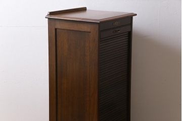 アンティーク家具　イギリスアンティーク　オーク材　凛とした佇まいの蛇腹式扉のファイリングキャビネット(書類ケース、チェスト)