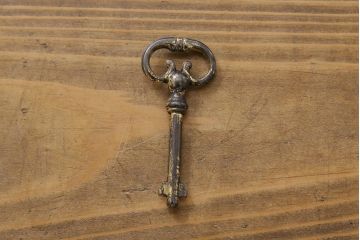 アンティーク家具　イギリスアンティーク　オーク材　凛とした佇まいの蛇腹式扉のファイリングキャビネット(書類ケース、チェスト)