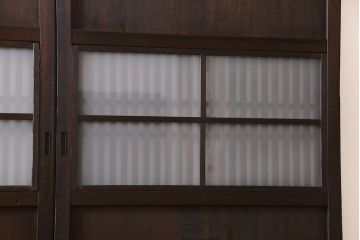 和製アンティーク　杉材　倹飩式裏ガラス　上品な和の空間づくりにおすすめなガラス入り格子帯戸3枚セット(建具、引き戸)
