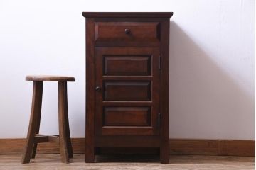 中古　松本民芸家具　シックな雰囲気漂うC型電話台(サイドチェスト、引き出し、収納棚)(定価約11万円)(1)