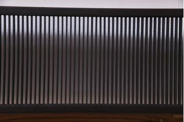 昭和期　細かな縦桟が美しいモダンな雰囲気の筬欄間(欄間、明り取り、装飾品)