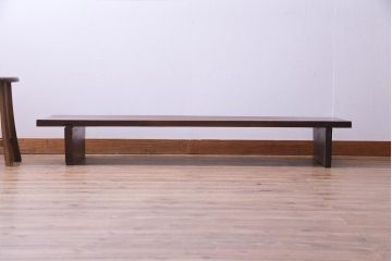 レトロ家具　昭和レトロ　朴の木一枚板　使い込まれた風合いが魅力の裁ち板(作業台、飾り台、陳列台)