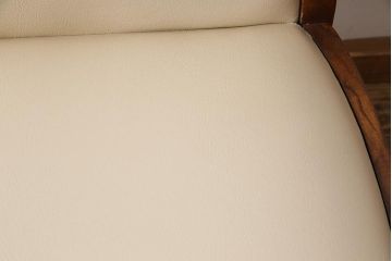 ヴィンテージ家具　北欧ビンテージ　G-PLAN(ジープラン)　白のレザーが可愛らしいダイニングチェア(椅子)