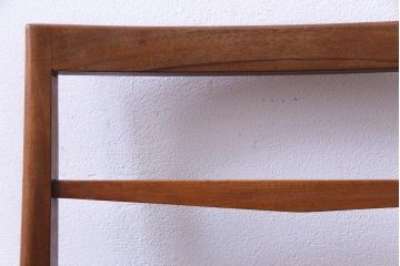 ヴィンテージ家具　北欧ビンテージ　細身のフレームがおしゃれなダイニングチェア(ワークチェア、椅子)