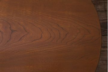 レトロ家具　昭和レトロ　オーバル型　栓材　はっきりとした木目が目を引くちゃぶ台(ローテーブル)