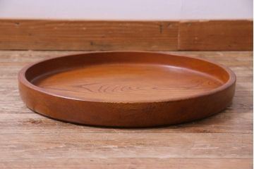 昭和レトロ　ケヤキ材　シンプルなデザインに杢目が映える丸型お盆