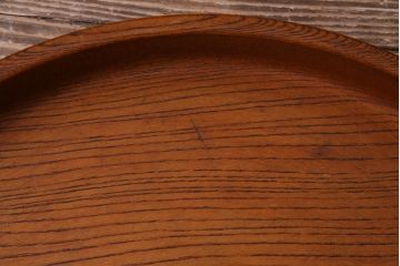 昭和レトロ　ケヤキ材　シンプルなデザインに杢目が映える丸型お盆