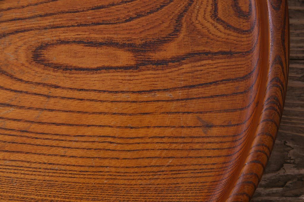 昭和レトロ　ケヤキ材　シンプルなデザインに杢目が映える丸型お盆