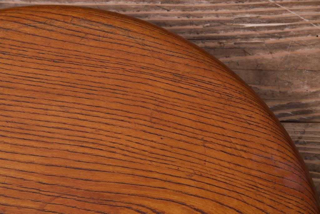 昭和レトロ　ケヤキ材　シンプルなデザインに杢目が映える丸型お盆