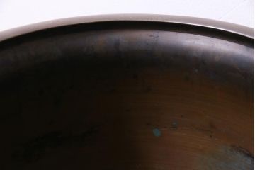 アンティーク雑貨　古民具　緻密に描かれた動物の図が目を引く真鍮火鉢(耳付き火鉢、手あぶり)(2)