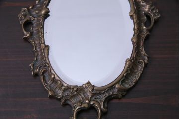 アンティーク雑貨　イギリスアンティーク　天使のようなモチーフのクラシカルなハンドミラー(手鏡)