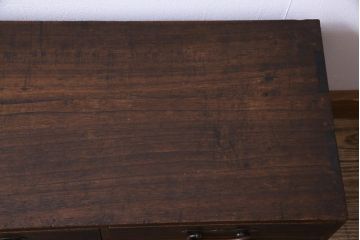 アンティーク家具　和製アンティーク　桐材　銅金具　味わい感じる佇まいが魅力の小箪笥(小引き出し)
